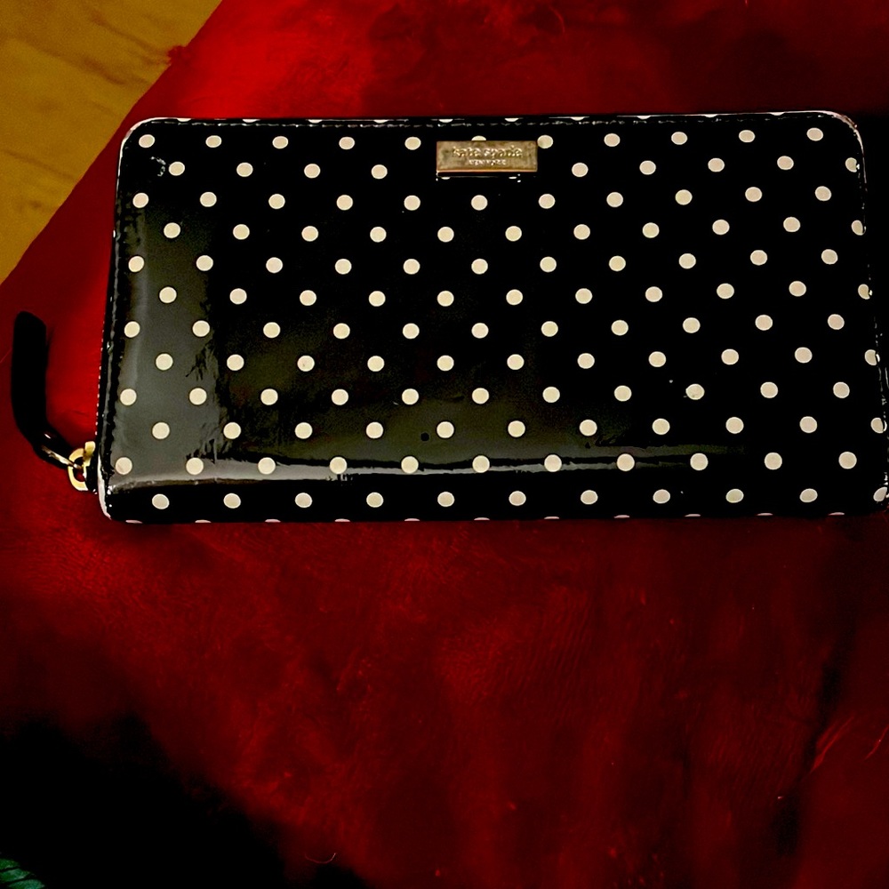 Kate Spade patent leather wallet